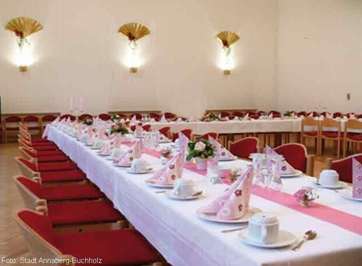 Hochzeit im Haus des Gastes Erzhammer in AnnabergBuchholz