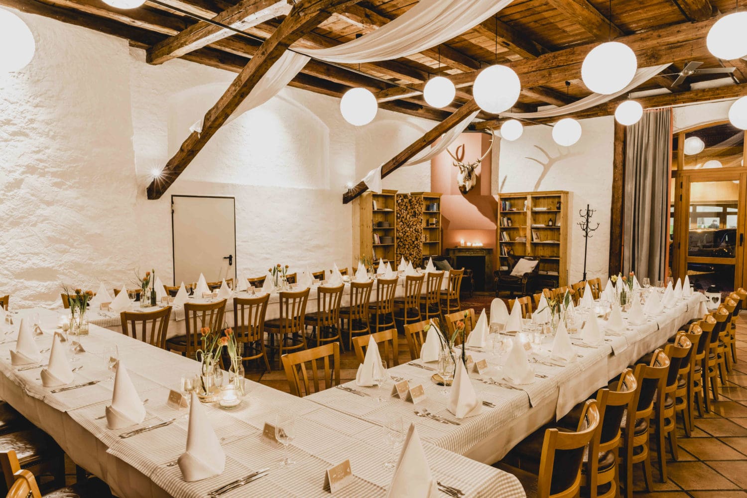 Scheunenhochzeit bei Adams Gasthof in Moritzburg in Moritzburg